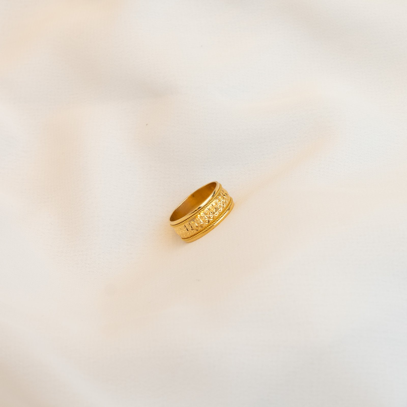 بدلة صب ٤،٩٠ غرام