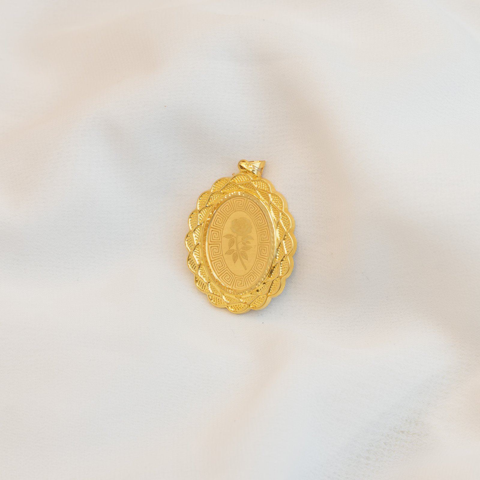 تعليقة عيار ١٨ محلي ٣،٨٢ غرام