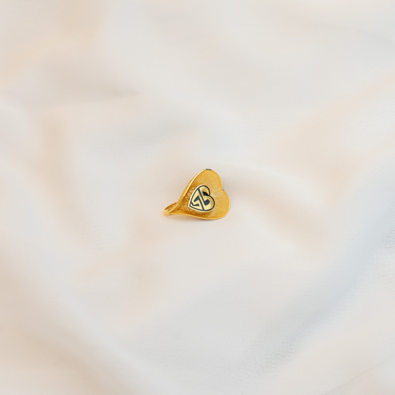 خاتم فرساتشي ٧،٠٦