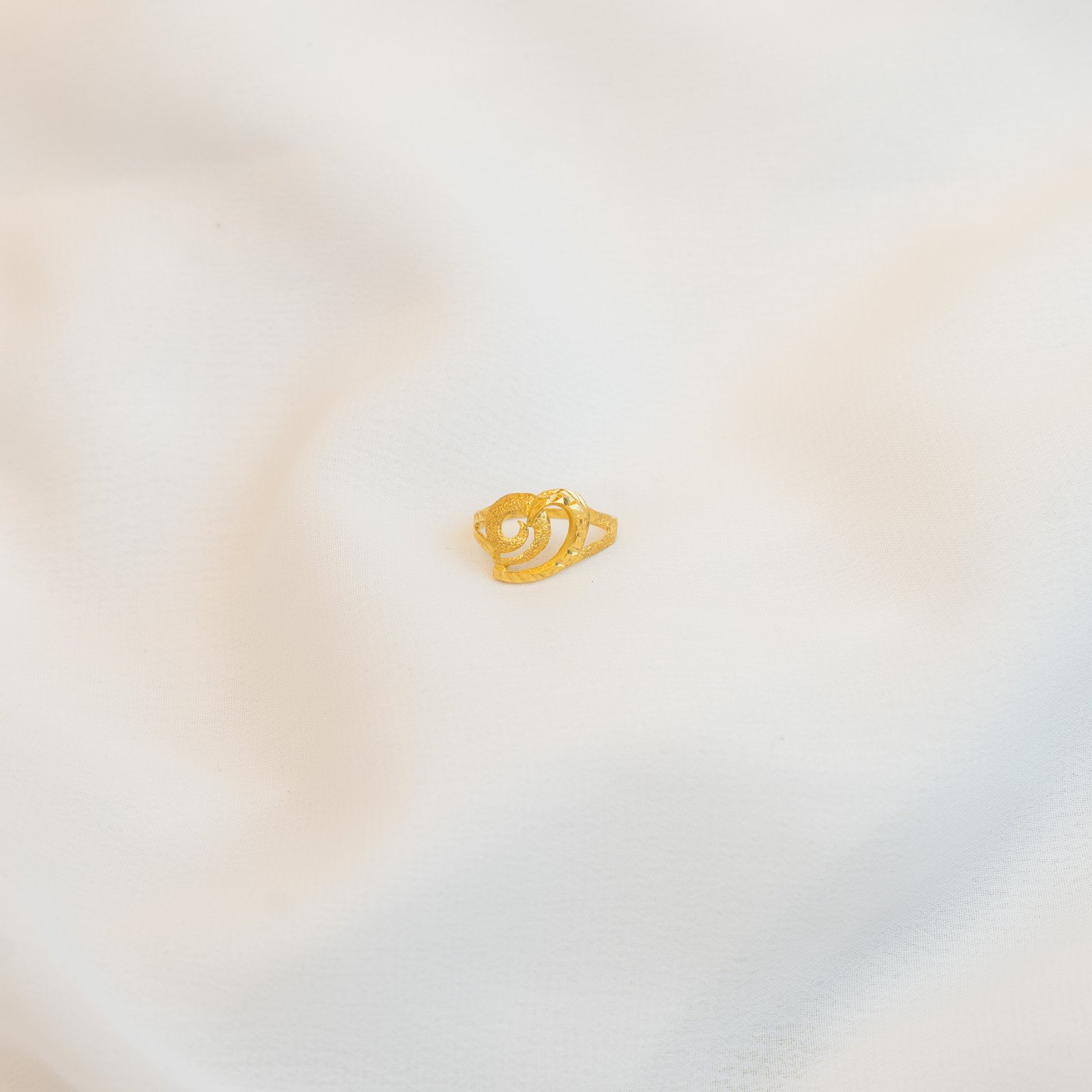 خاتم محلي ٢،٩١ غرام