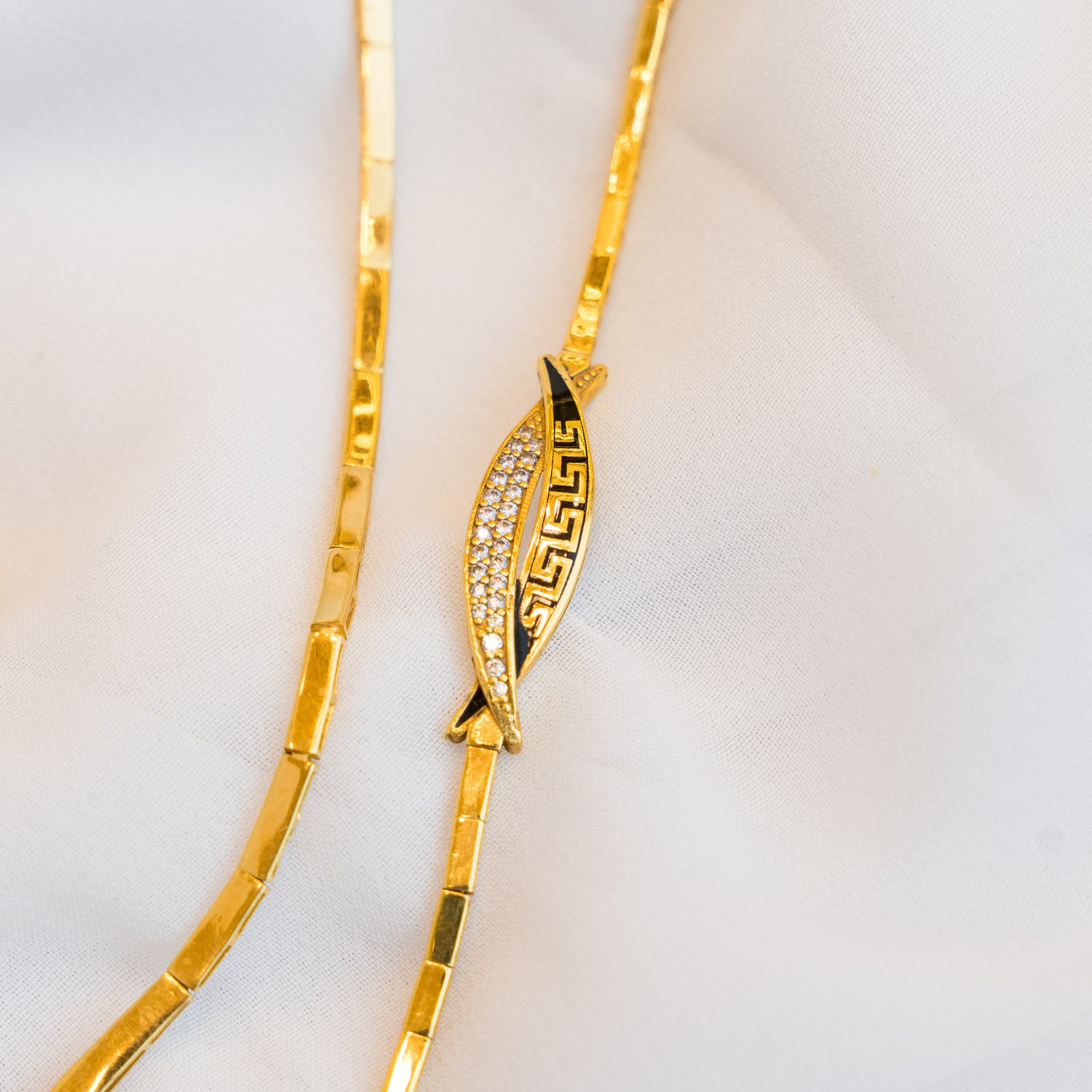 طقم فرزاتشي ٢٩،٦١ غرام - الصورة 2