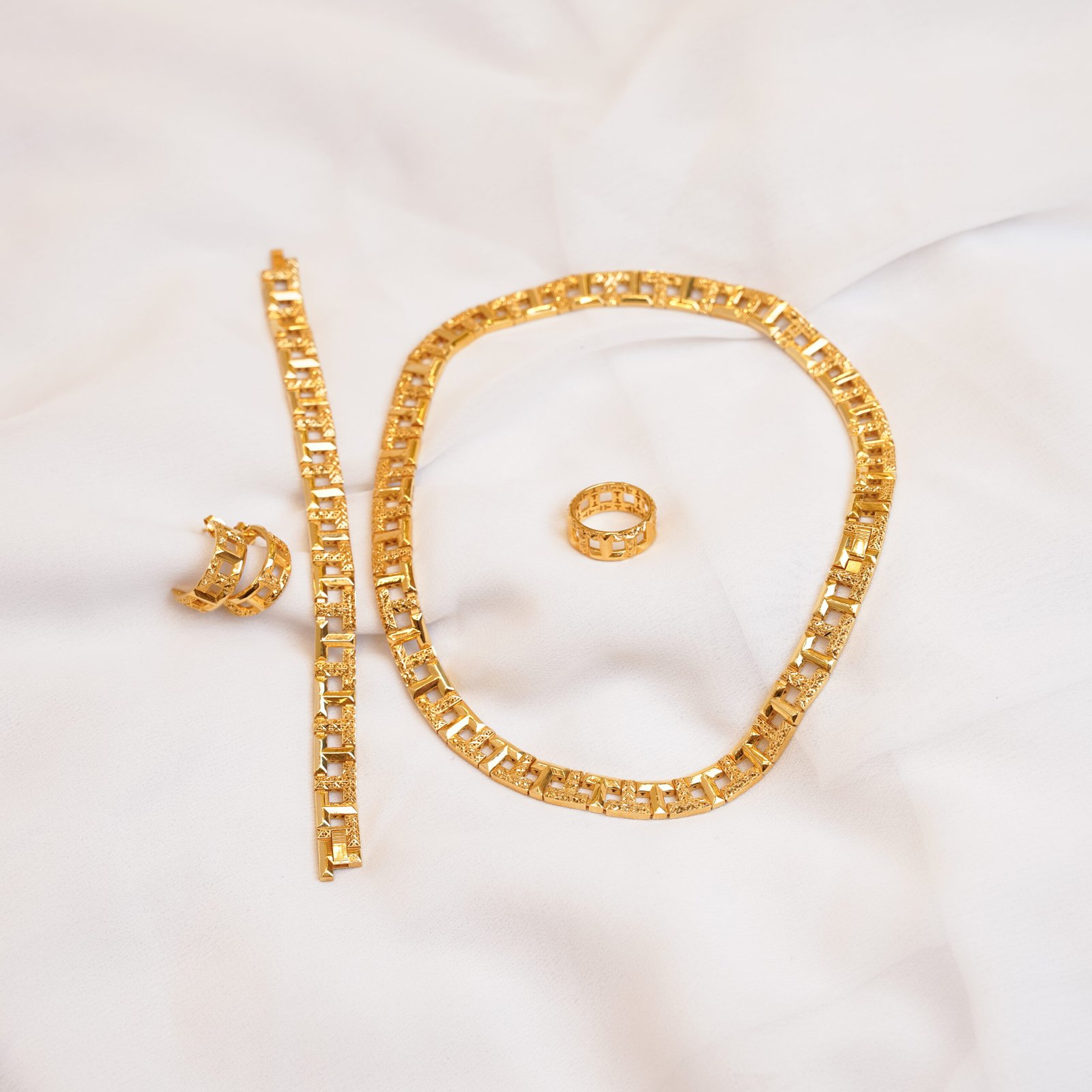 طقم تيفاني 7609 غرام